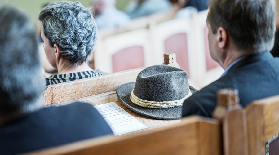 Kibocsátó istentisztelet, bortókép 05.05. (f.Magyaródi Milán)