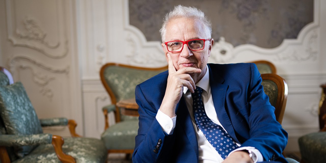 trócsányi lászló KRE Magyaródi Milán