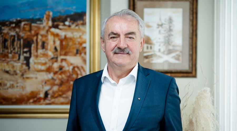 Szücs Attila_borító 2025 Magyaródi Milán