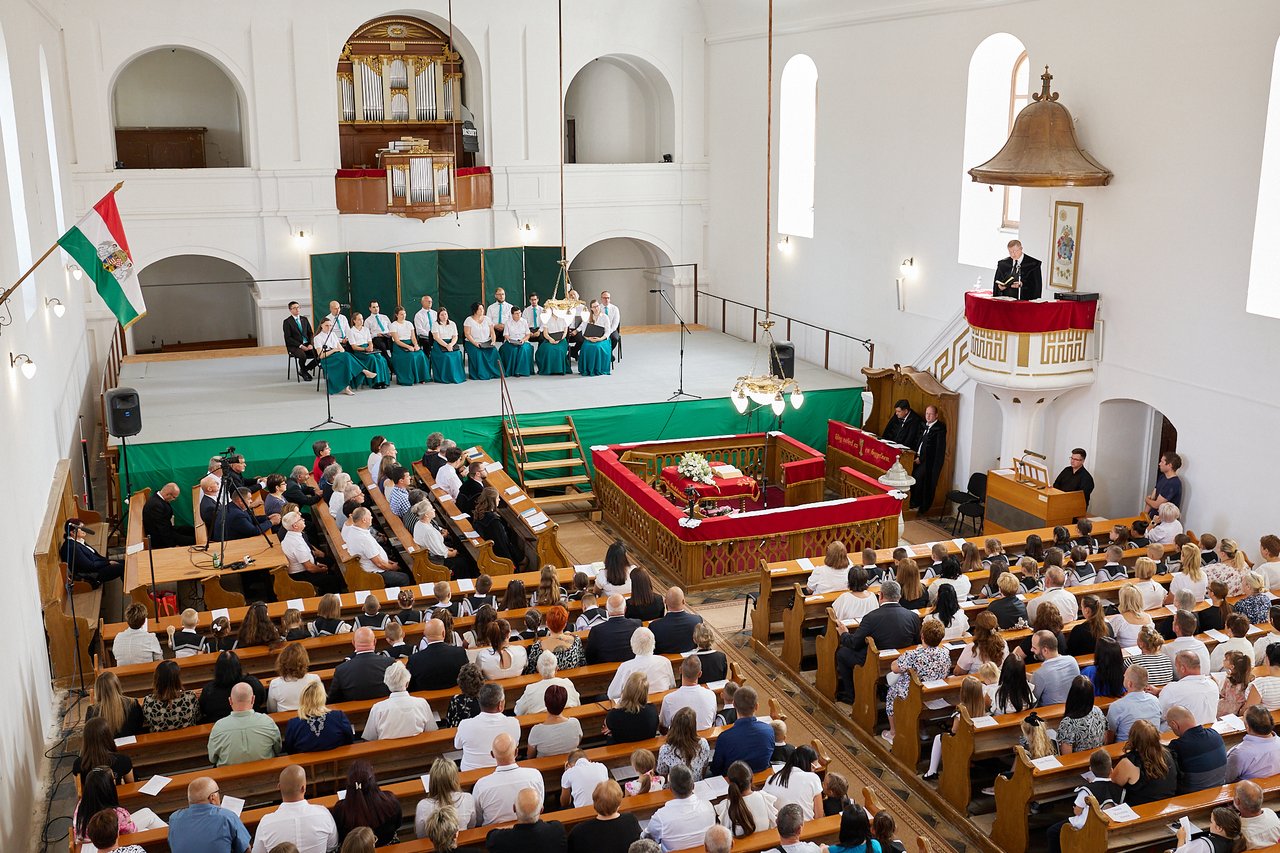 Hálaadó istentisztelet 2025 augusztus 31-én a körösladányi református templomban - Fotó: Körösladányi Református Egyházközség