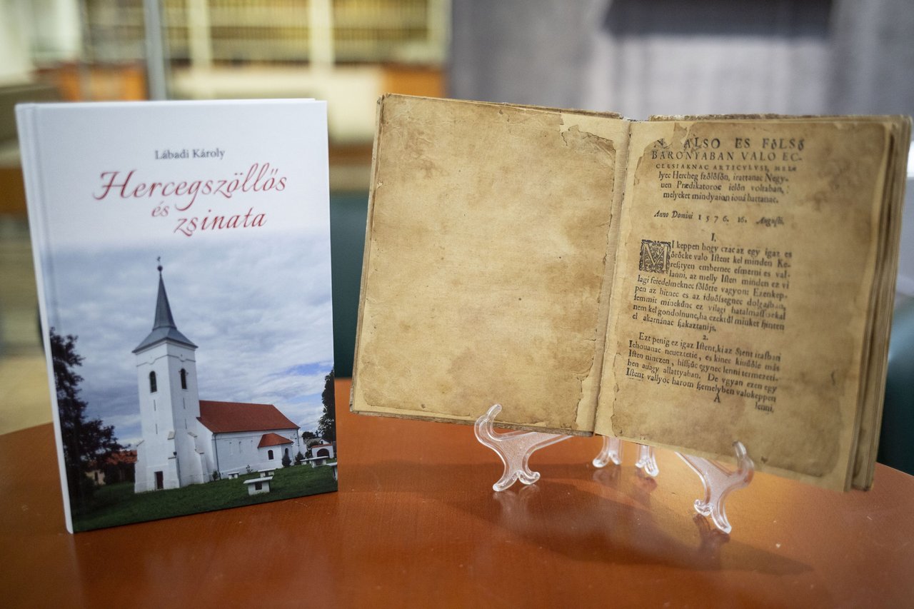 Kettős könyvbemutató, Bibliamúzeum, 2022. december 14. - Fotó: Hurta Hajnalka