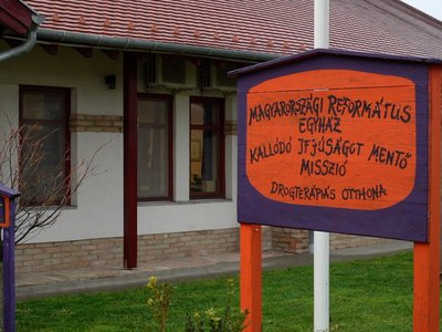 20250404_drogmisszio_fekvo_borito_JAV