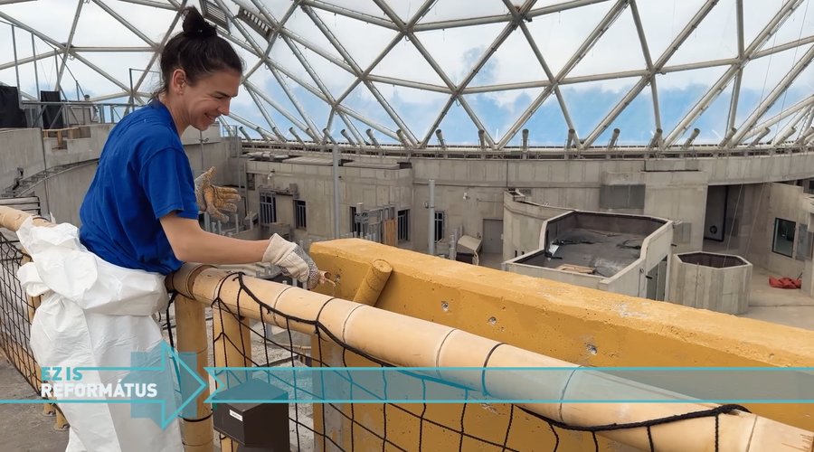 202510_EZISREF_Szeretethid_fekvo_borito