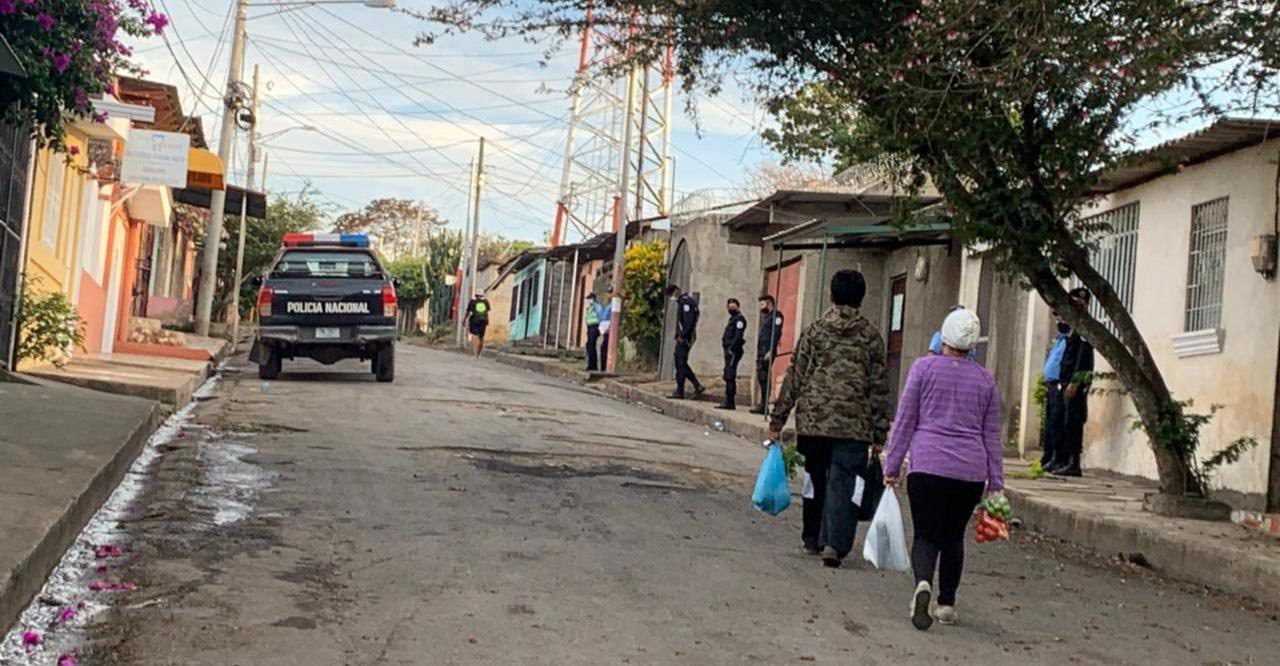 Nicaraguai rendőrök - Forrás: Facebook / Gerall Chávez Nicaragua