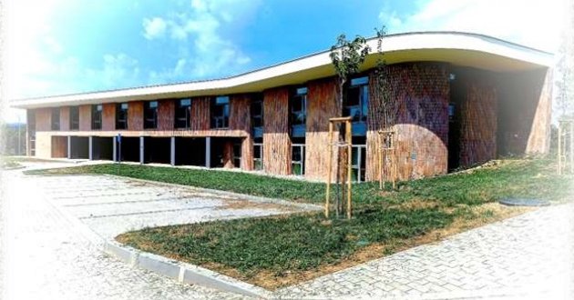 Gondozásra szoruló idősek és munkatársak jelentkezését is várja az új Református Idősek Otthona Hirden