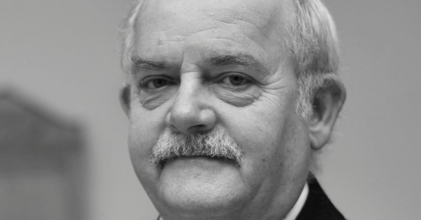 Elhunyt Vad András Gábor