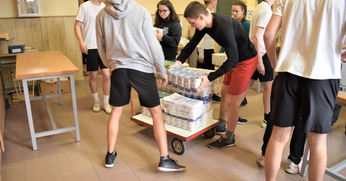 Menekülteknek gyűjt a Baár-Madas Református Gimnázium és Általános Iskola