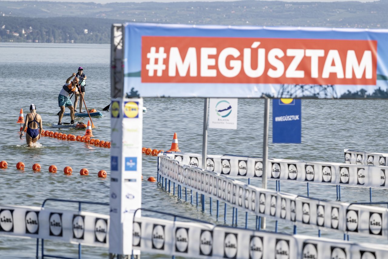 Balaton-átúszás 08.09. cél (f.Kiss László)