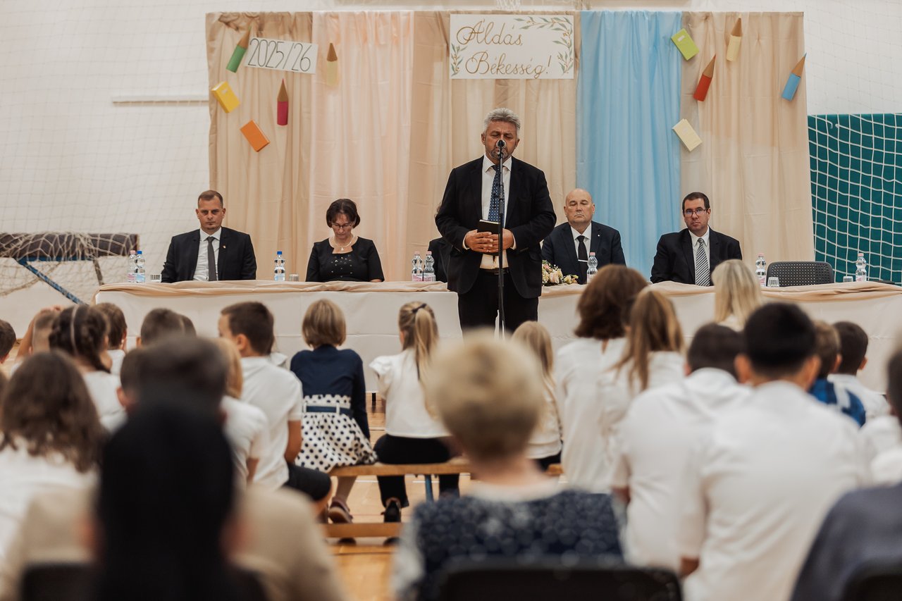 Balatonfenyvesi református általános iskola, tanévnyitó 2025 (f.Balatonfenyves önkormányzata,Szász Alexandra)