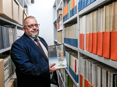 Egeresi László Borító