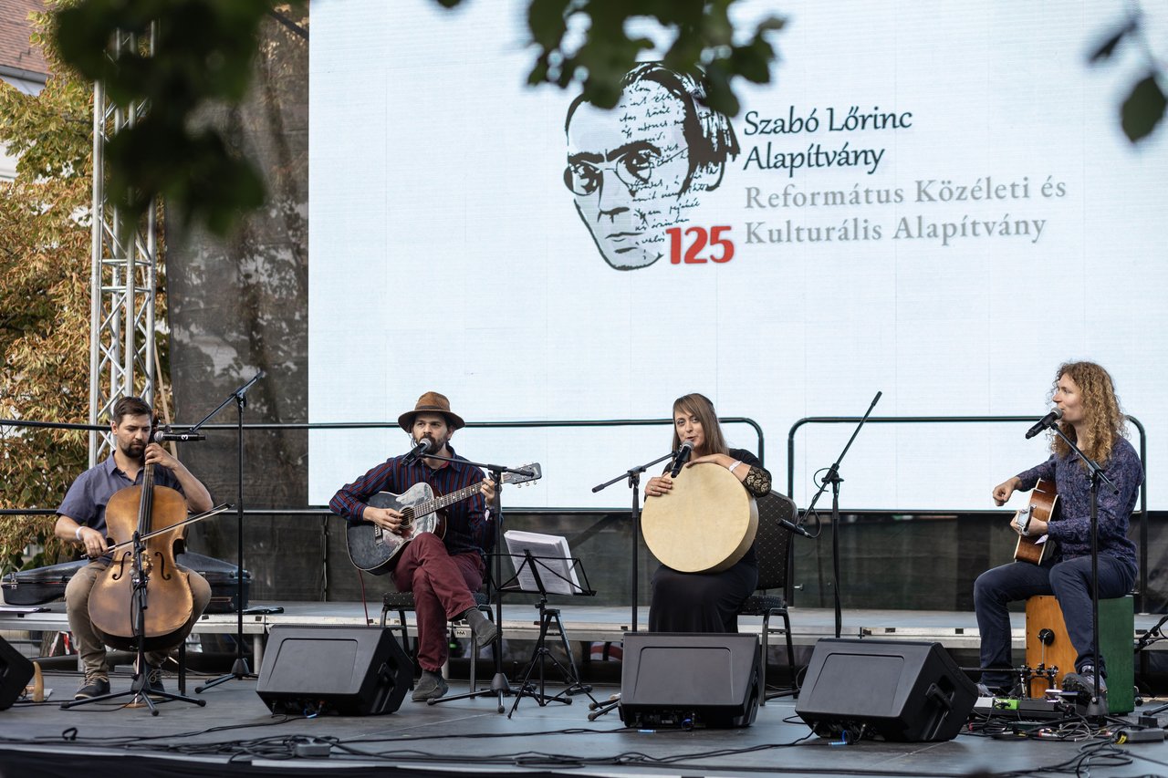 Szabó Lőrinc versmegzenésítési pályázat előadás Fotó: Hurta Hajnalka