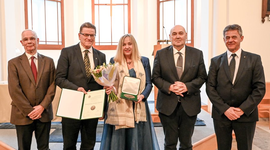 Dizseri-díj 2026 f: Bazánth Ivola