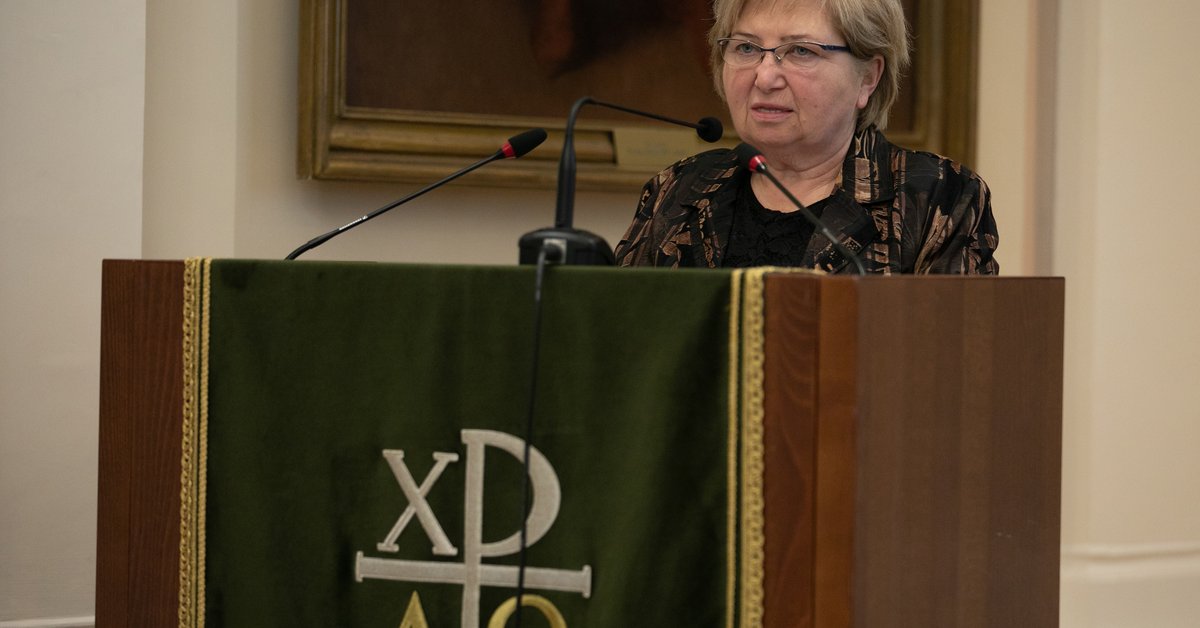 Elhunyt Kocsis Márta volt zsinati jogtanácsos, a Tiszántúli Református Egyházkerület jogtanácsosa