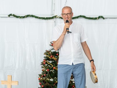 Tarr Zoltán Bárka, borító