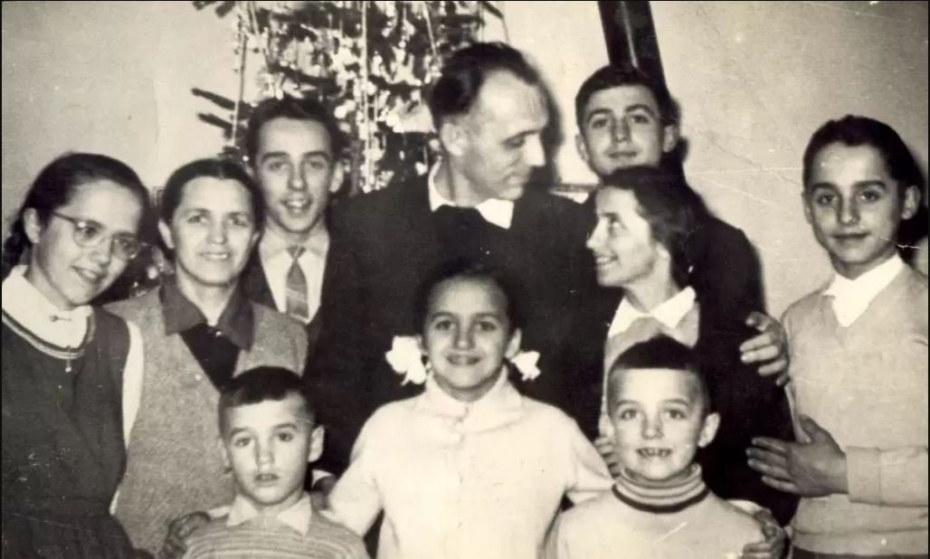A Visky család 1964-ben már újra együtt. Fotó: kultura.hu