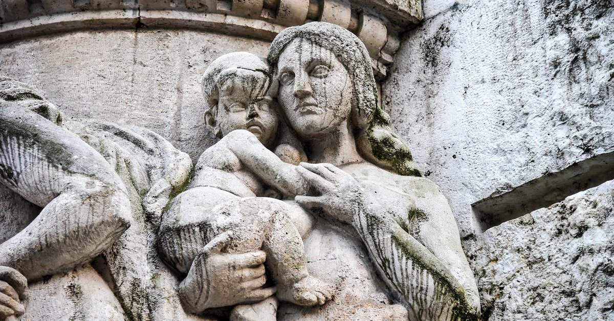 Fiaknak boldog édesanyja