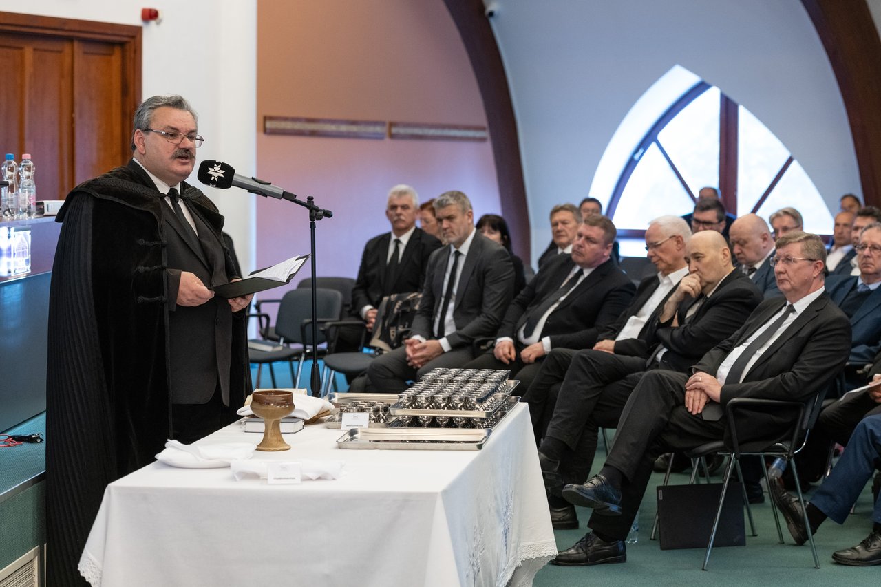 Gerecsei Zsolt májusi Zsinat 2026 Kiss