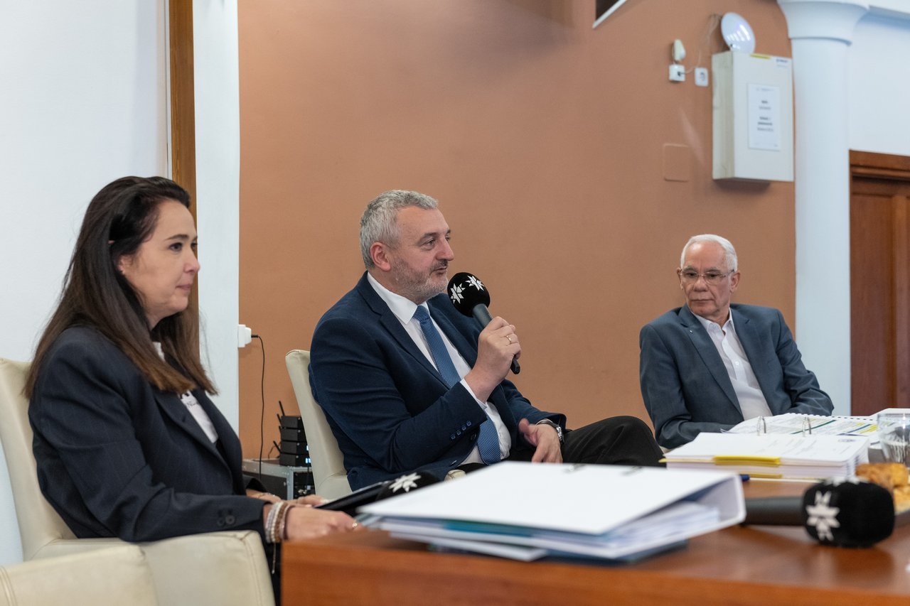 pódiumbeszélgetés Pénz és egyház májusi Zsinat 2026 Kiss