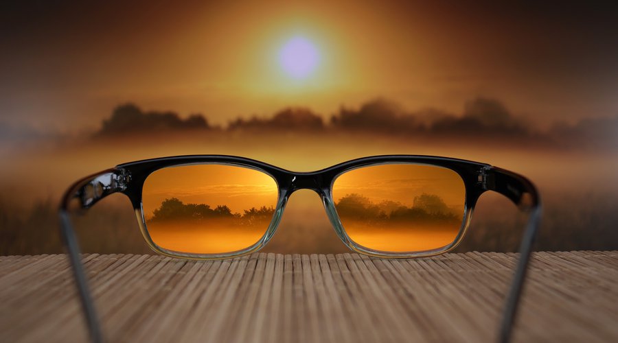glasses-gfbd9fafaf_1920.jpg