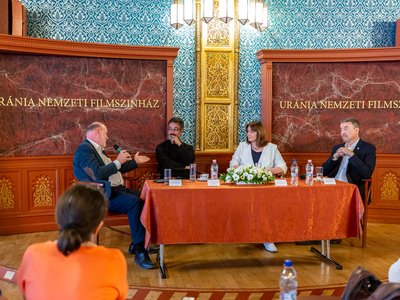 keresztény film kerekasztal bényai zoltán