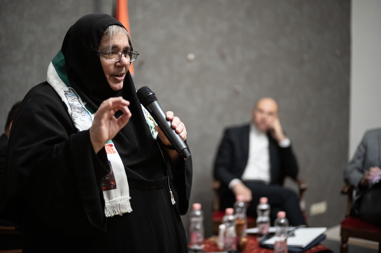 Agapia Sztefanopulosz amerikai ortodox apáca. Palesztin keresztyének helyezete előadások 2025. november 26. Budapest, Yunus Emre Török Kulturális Központ. Fotó: Todoroff Lázár