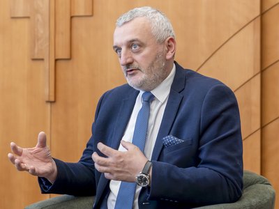 Literáty Zoltán Pénz és egyház Vargosz
