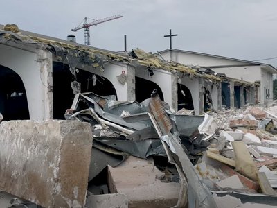 Minszki templom bontás közben 2023 - Fotó: Youtube/ New Life Church