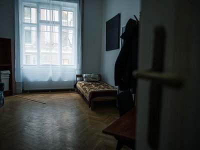 Válaszút misszió lakásbelső Magyaródi 2025