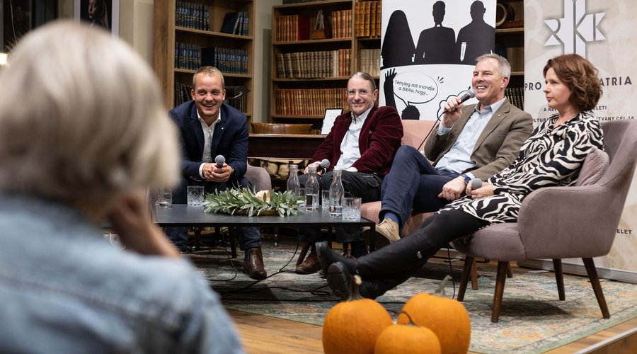 Szólj be a papnak 2025 október 20. Elköteleződés - Fotó: Hurta Hajnalka