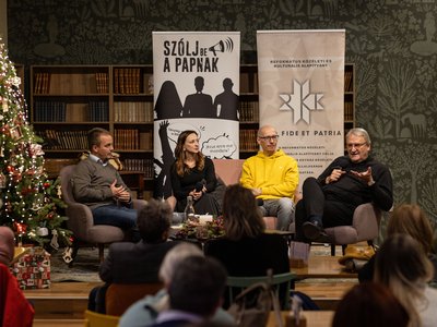 Szólj be a papnak_december2025_borito