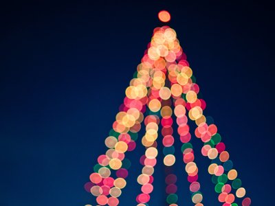 karácsonyi fények f: Pexels/Tim Mossholder