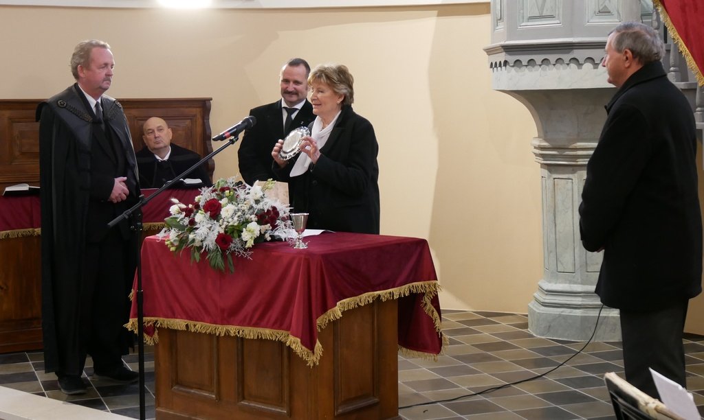 Dr. Gaál Botondné Dr. Czeglédi Mária. Felújított nagypiszanicai református templom hálaadó istentisztelet - 2025. december 13. - Fotó: refdunantul.hu