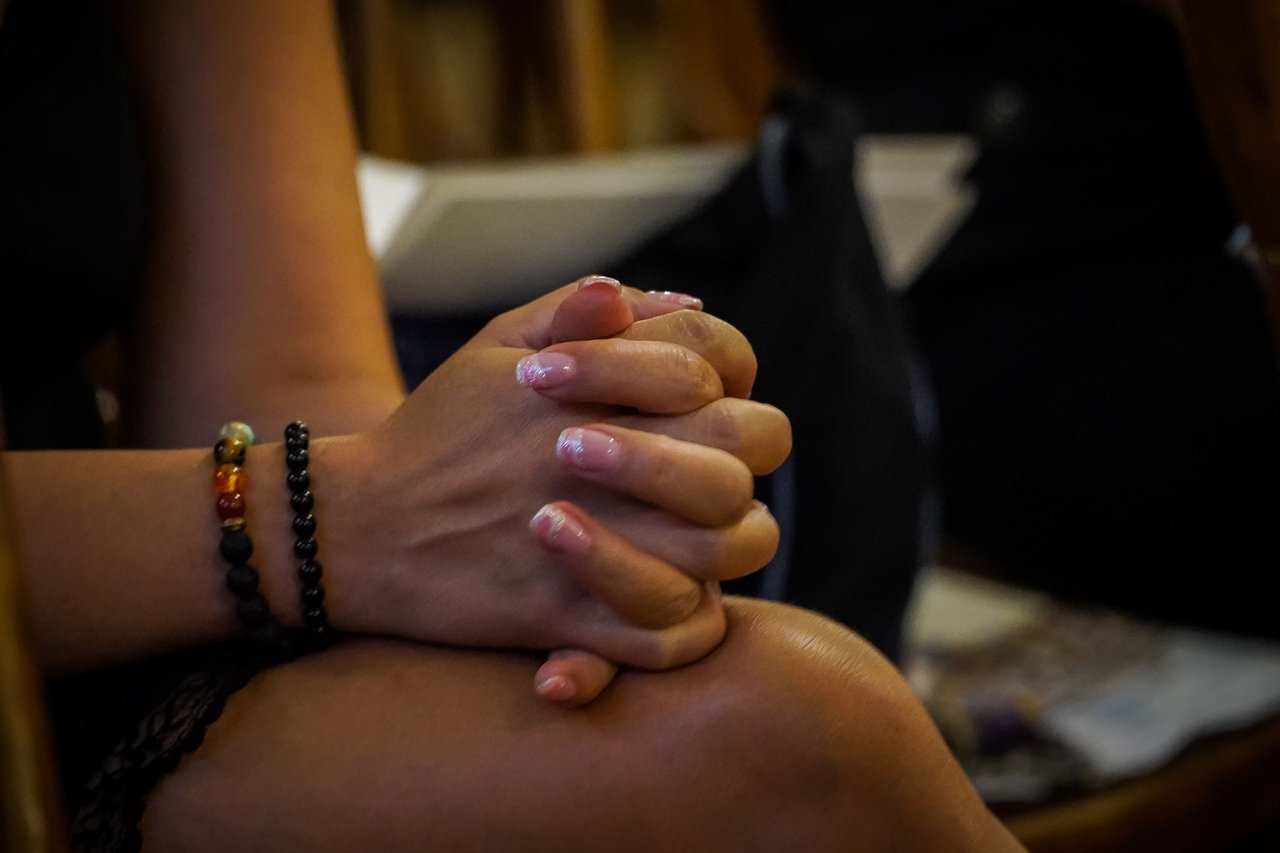 Imádkozás, fotó: Dezső Attila