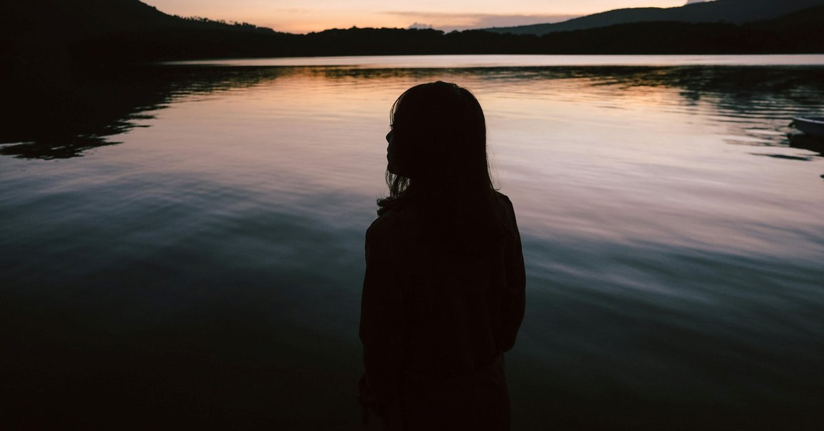 Várakozni és vágyakozni a csendben