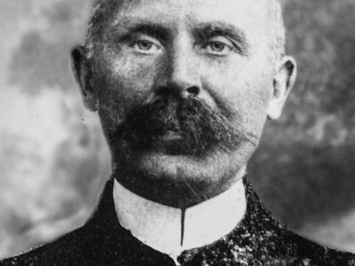 ifj.Tomka Károly képe