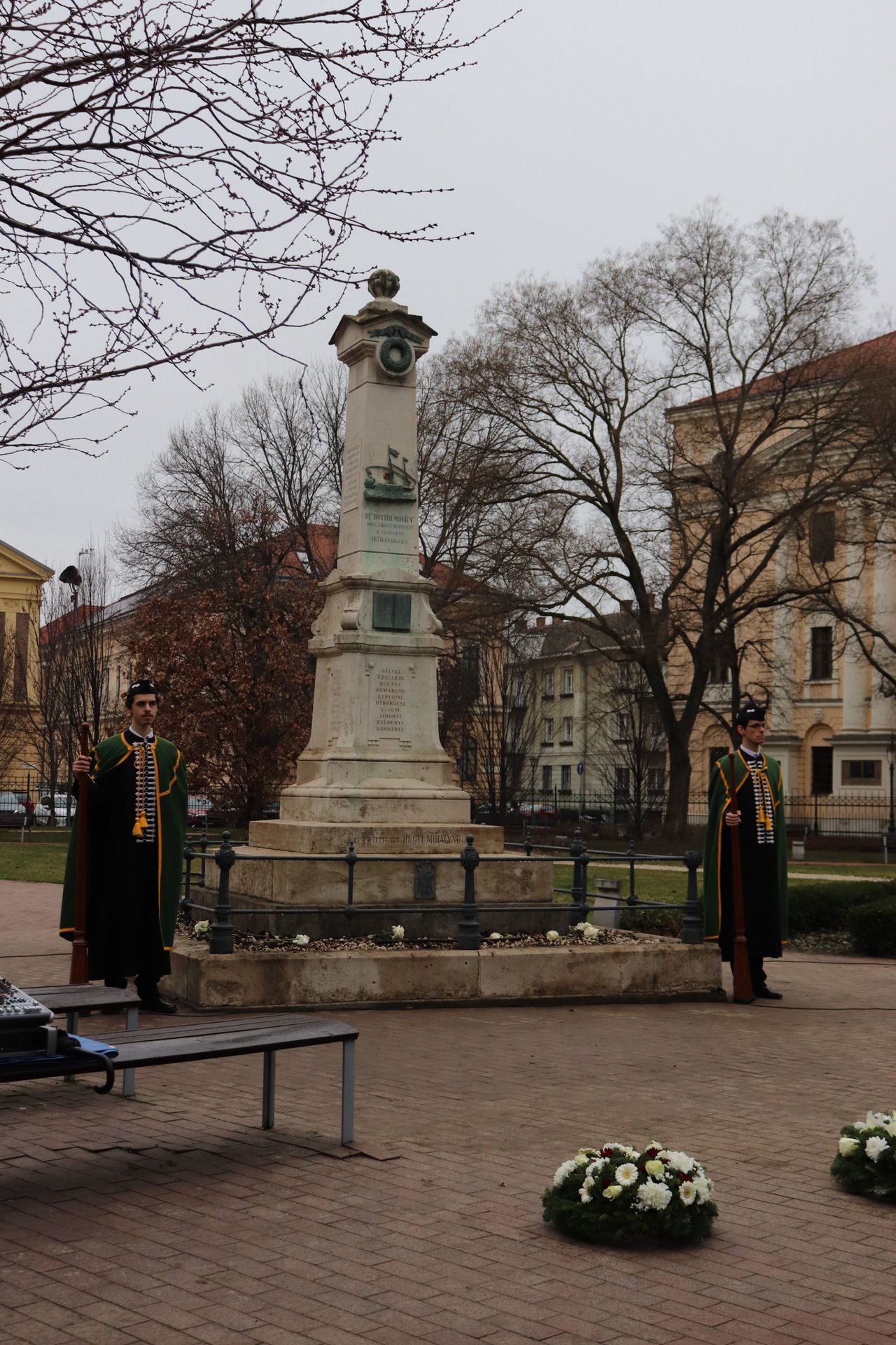 gályarabok emlékoszlopa - Debreceni Református Hittudományi Egyetem