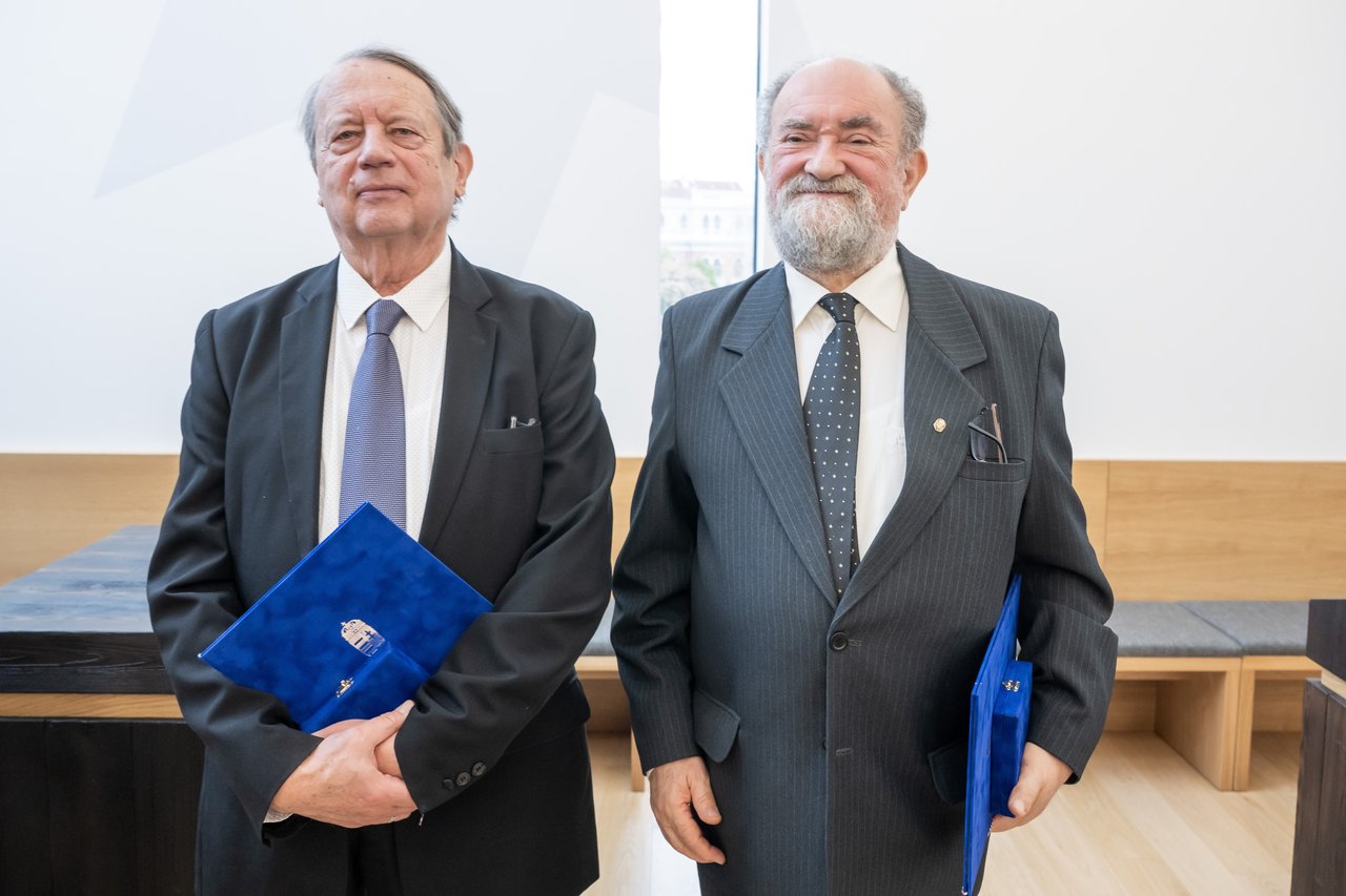 Gáncs Péter Bóna Zoltán Sándor Károli-díj Sebestyén 2025