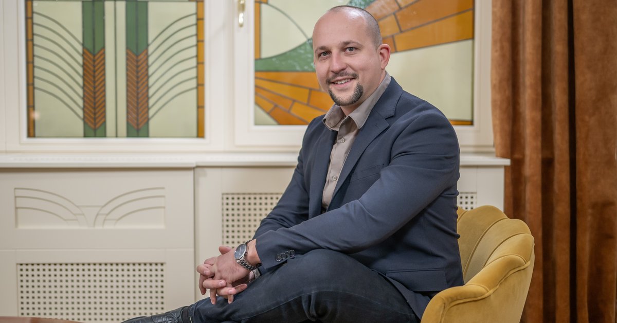 „Ha csak egy embernek is segít, már megérte”