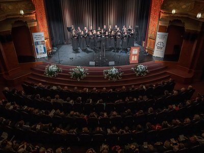 sln9401-43bf3ee9db_borito ref. gálaest 2025 Sebestyén