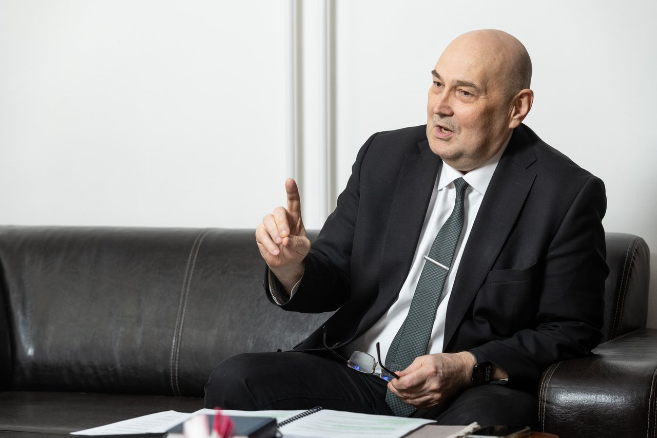 Steinbach József kormányváltás Kiss László