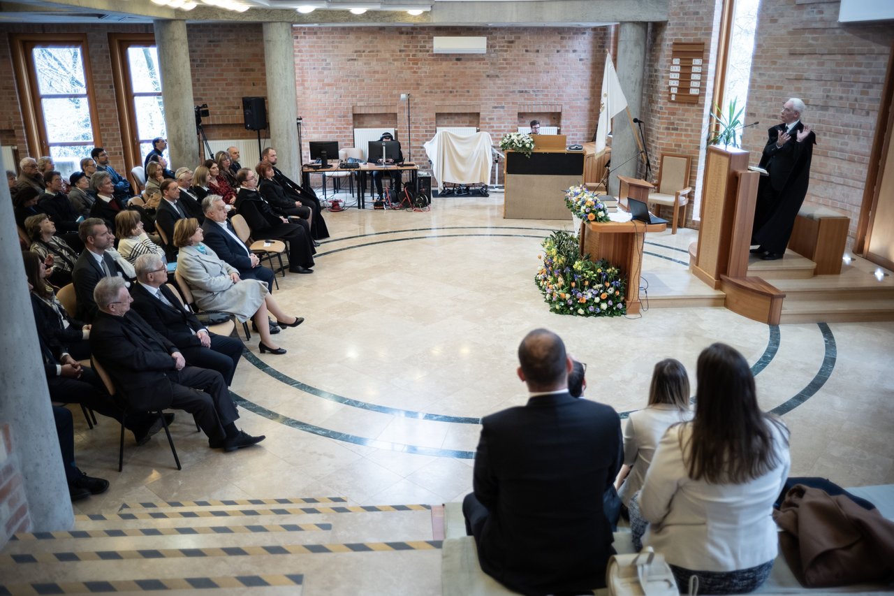 svábhegyi gyülekezet berta zsolt todoroff lázár