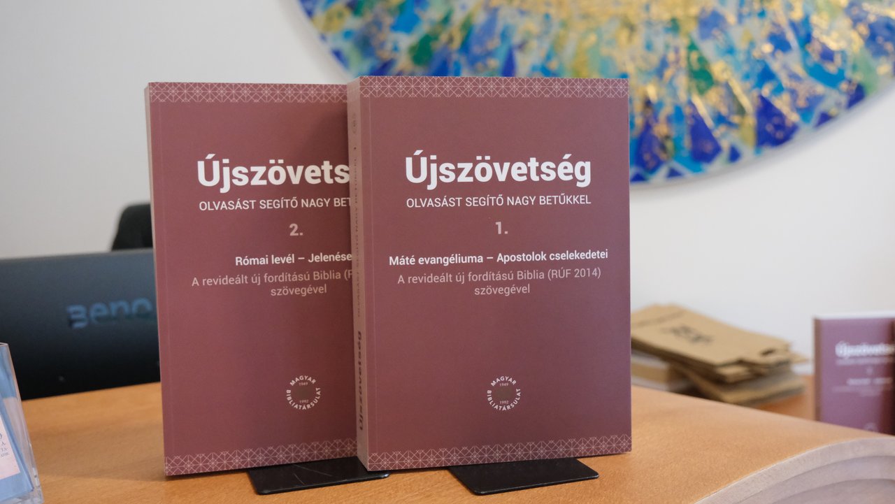 újszövetség magyar bibliatársulat Halmos György