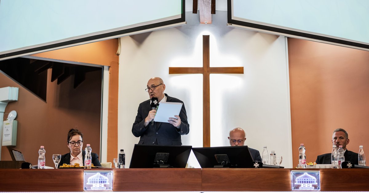 Panaszból bizalom, vitából megújulás – küldetéskeresés és közösségépítés a Zsinaton