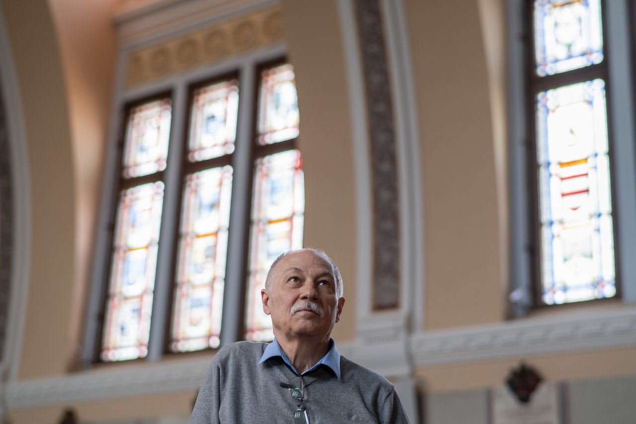 zila péter virágvasárnap sebestyén lászló